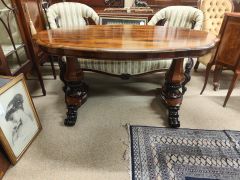 Victorian rosewood centre table Thumbnail 6