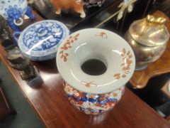 Japanese imari vase  Thumbnail 3