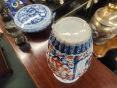 Japanese imari vase  Thumbnail 4