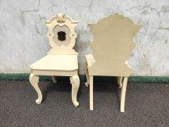 Pair of 19th century hall chairs Thumbnail 3