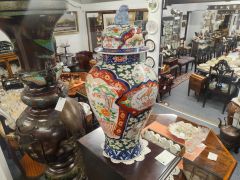 19th century japanese imari vase & cover Thumbnail 2