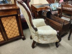 Victorian mahogany armchair Thumbnail 3