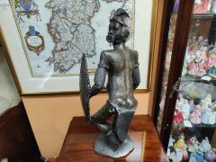 African stone figure / sculpture Thumbnail 3
