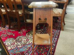 Oak plant stand Thumbnail 3