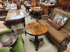 Victorian rosewood occasional table Thumbnail 3