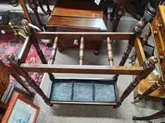 Victorian oak stick / umbrella stand Thumbnail 4