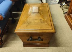 19th century mahogany wine cooler Thumbnail 3
