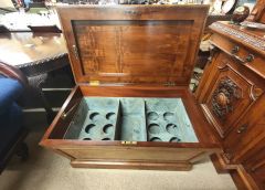 19th century mahogany wine cooler Thumbnail 3