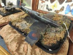 Old model british war plane  Thumbnail 2