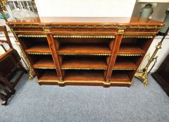 Victorian burr walnut bookcase Thumbnail 3
