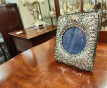 Silver photo frame Thumbnail 2