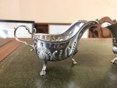 Pair of irish silver sauce boats Thumbnail 2
