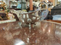 Irish silver sauce boat Thumbnail 3