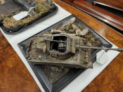 Old model tank Thumbnail 2