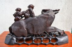 Chinese carving on carved wooden stand Thumbnail 3