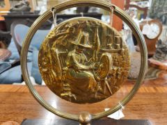 Brass table gong Thumbnail 2