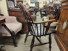 19th century windsor armchair Thumbnail 3