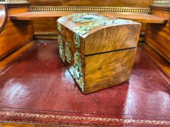 Victorian walnut tea caddy Thumbnail 3