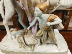 Royal dux figure group Thumbnail 3
