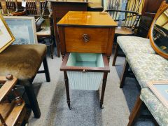 Georgian mahogany work table Thumbnail 3