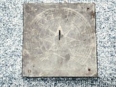 Slate sun dial Thumbnail 3