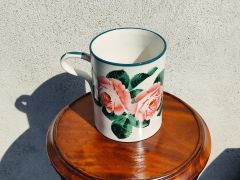 Wemyss pottery mug Thumbnail 3