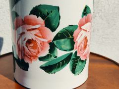 Wemyss pottery mug Thumbnail 3