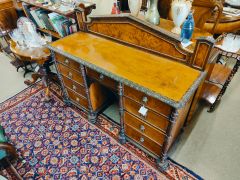 Victorian oak & burr oak sideboard / cabinet Thumbnail 3