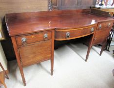 Georgian mahogany sideboard Thumbnail 2