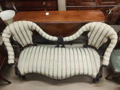 Victorian mahogany settee Thumbnail 3