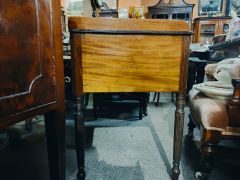 19th century mahogany side table Thumbnail 4