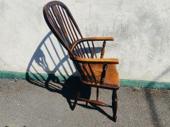 19th century oak windsor armchair Thumbnail 2