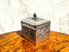 Indian silver tea caddy / box Thumbnail 2
