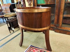 Oak & brass bound jardiniere Thumbnail 2