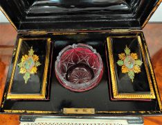Victorian paper mache & mother of pearl tea caddy Thumbnail 3
