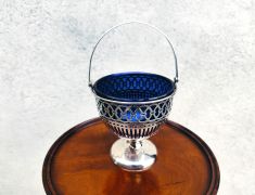 Sterling silver basket with liner Thumbnail 4