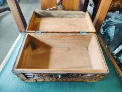 Chinese camphor wood box Thumbnail 3
