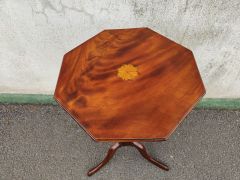 19th century mahogany occasional table  Thumbnail 2