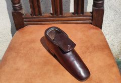 19th century wooden shoe snuff box Thumbnail 4