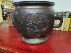 Chinese bronze  jardiniere Thumbnail 2