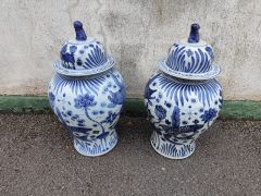 Pair of chinese vases & covers (modern) Thumbnail 3