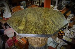 A large pair of marble pillars Thumbnail 3