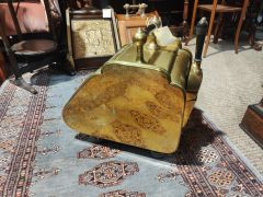 Victorian brass coal box /  scuttle Thumbnail 3