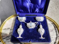 Seven piece silver condiment set Thumbnail 2