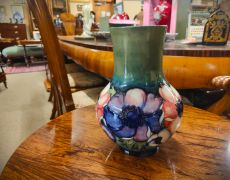 Moorcroft vase Thumbnail 3
