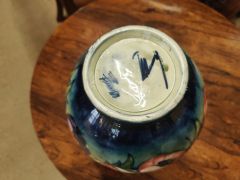 Moorcroft vase Thumbnail 3