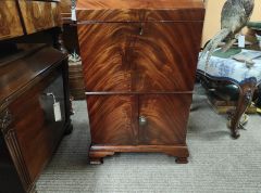 19th century mahogany wine cooler  Thumbnail 3