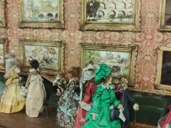 Mahogany glass cased art gallery Thumbnail 3