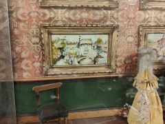 Mahogany glass cased art gallery Thumbnail 4