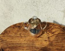 Victorian silver jug Thumbnail 2